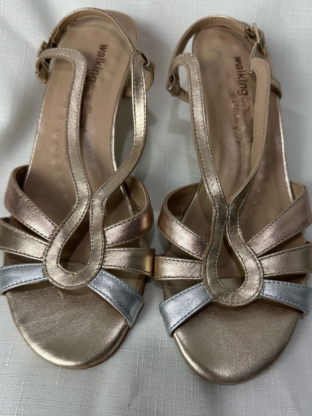 Walking Cradles Metallic Sandals Size 8
